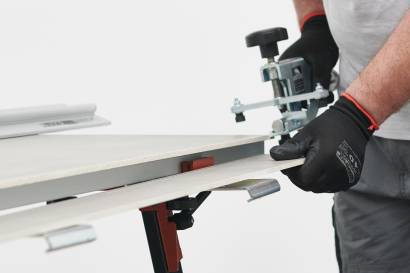 Фиксаторы для отрезанной части плиты