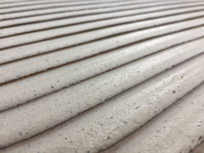 Шпатель с косым зубом 6,8,10 мм. Размер 28х13 см.