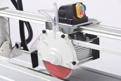 Плиткорез электрический BOLT 150. Длина реза 150 см.