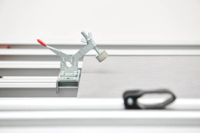 Зажим для разборного стола BM180