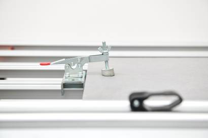 Зажим для разборного стола BM180